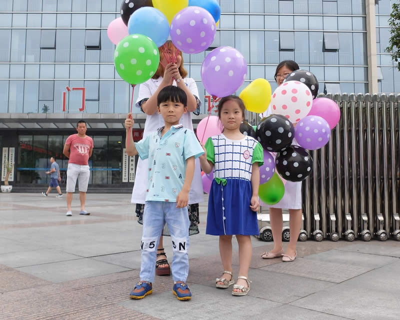 成都现代医院祝小朋友们六一儿童节快乐！